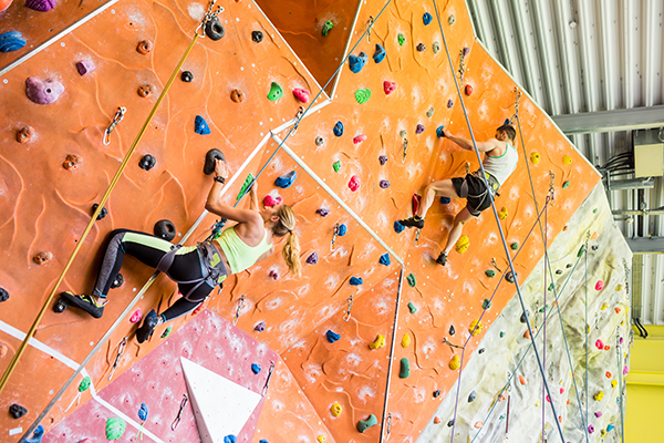 indoor-rock-climbing-solano